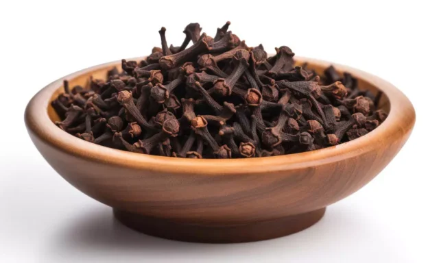 Clove - Image 2