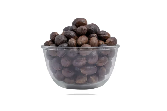 Nutmeg With shell - Image 2